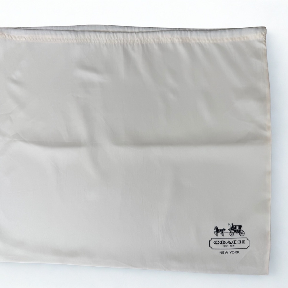 Coach Chelsea Hobo 32 in Cherry Pebble Leather – Pre-❤️ in EUC - Picture 12 of 12